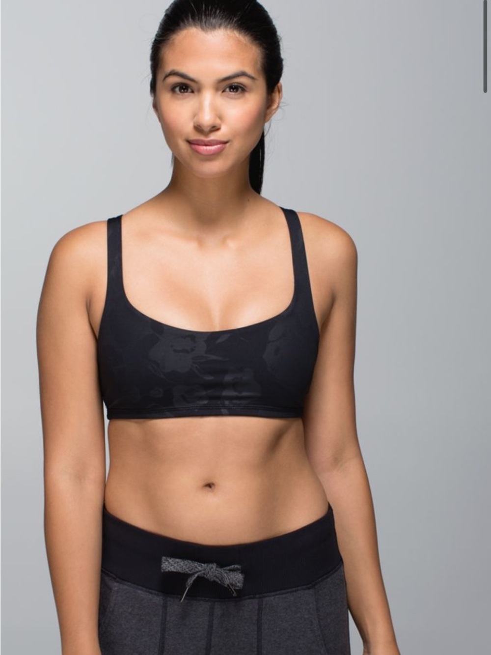 Lululemon Free To Be Bra in black and gray Sz 8